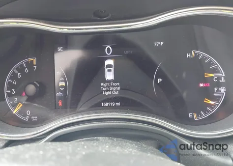 2015 Jeep Grand Cherokee Limited z USA, uszkodzony, nr VIN 1C4RJFBG0FC899242